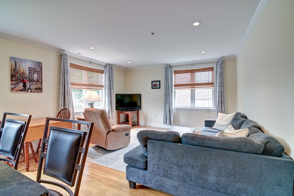 145 Hancock St # 314