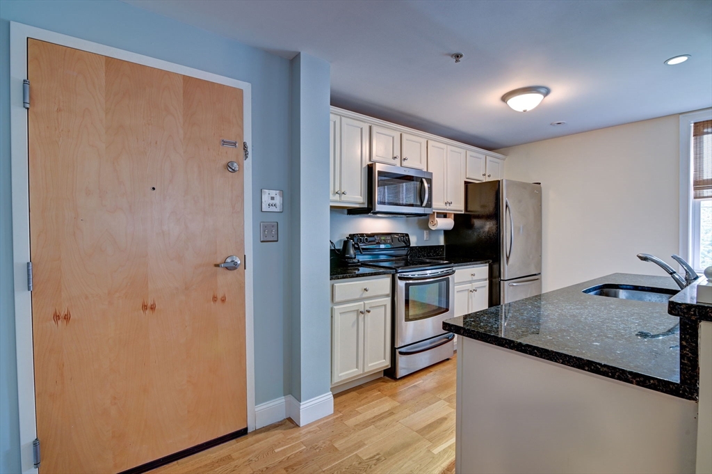 145 Hancock St # 314
