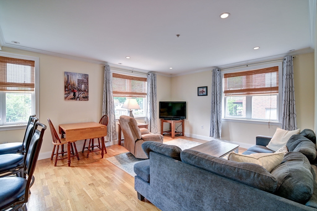 145 Hancock St # 314