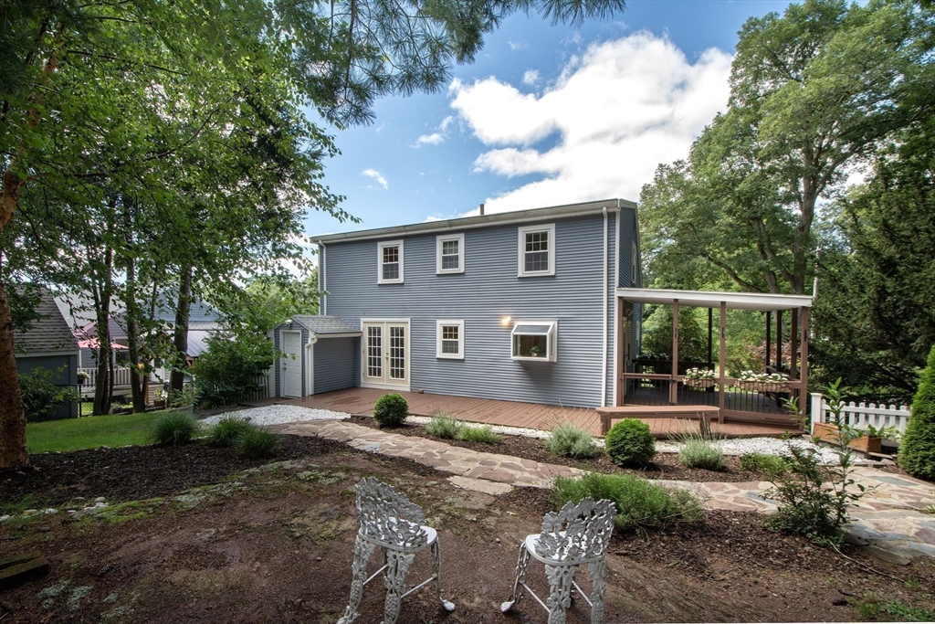 406 Smith St