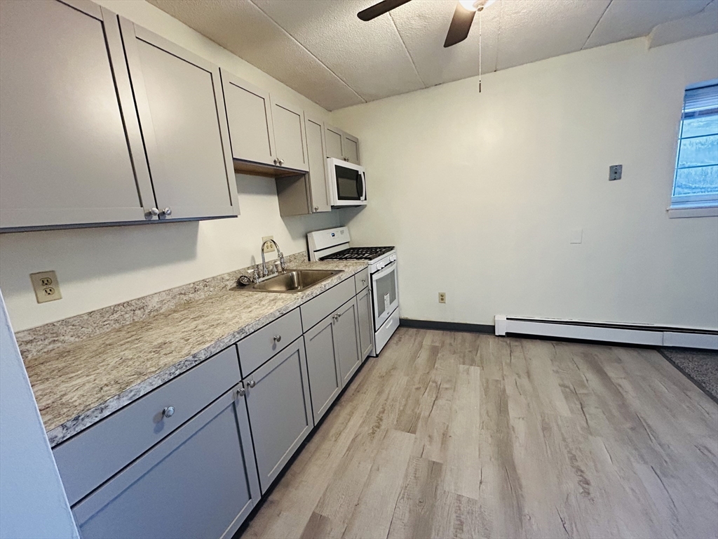 20 Skyline Dr # 2
