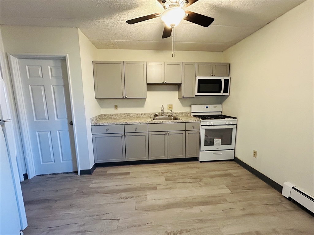 20 Skyline Dr # 2