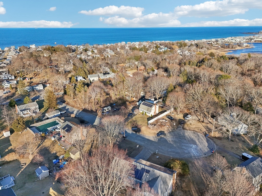 15 Cedar Rd