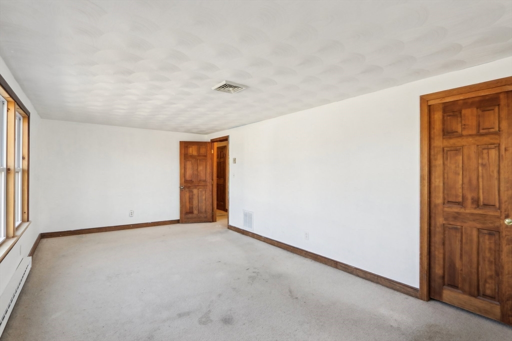 15 Cedar Rd