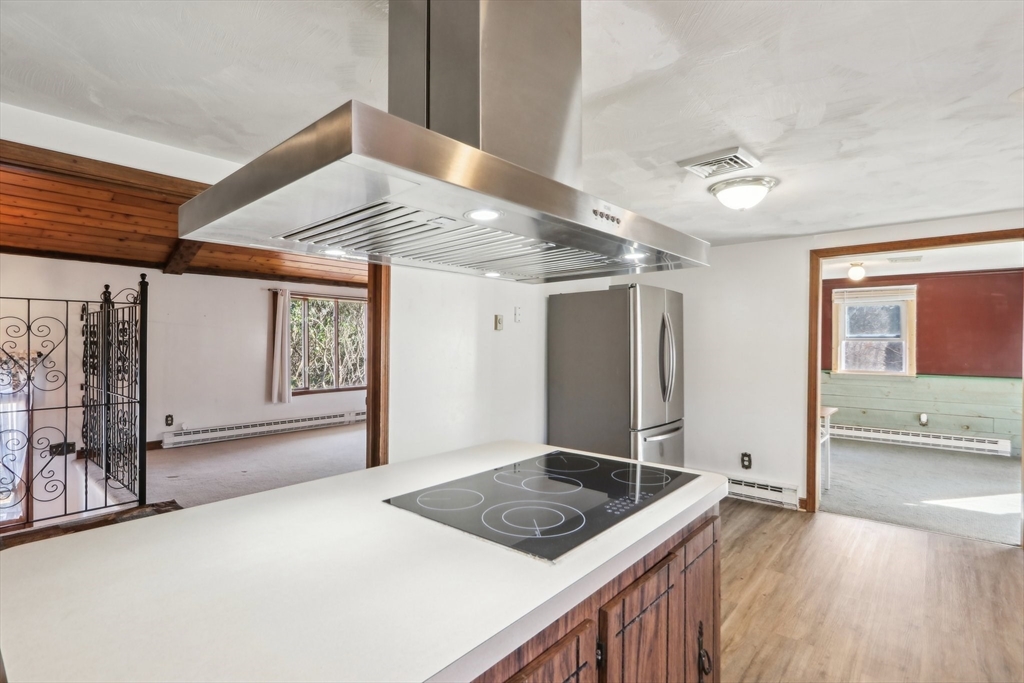 15 Cedar Rd