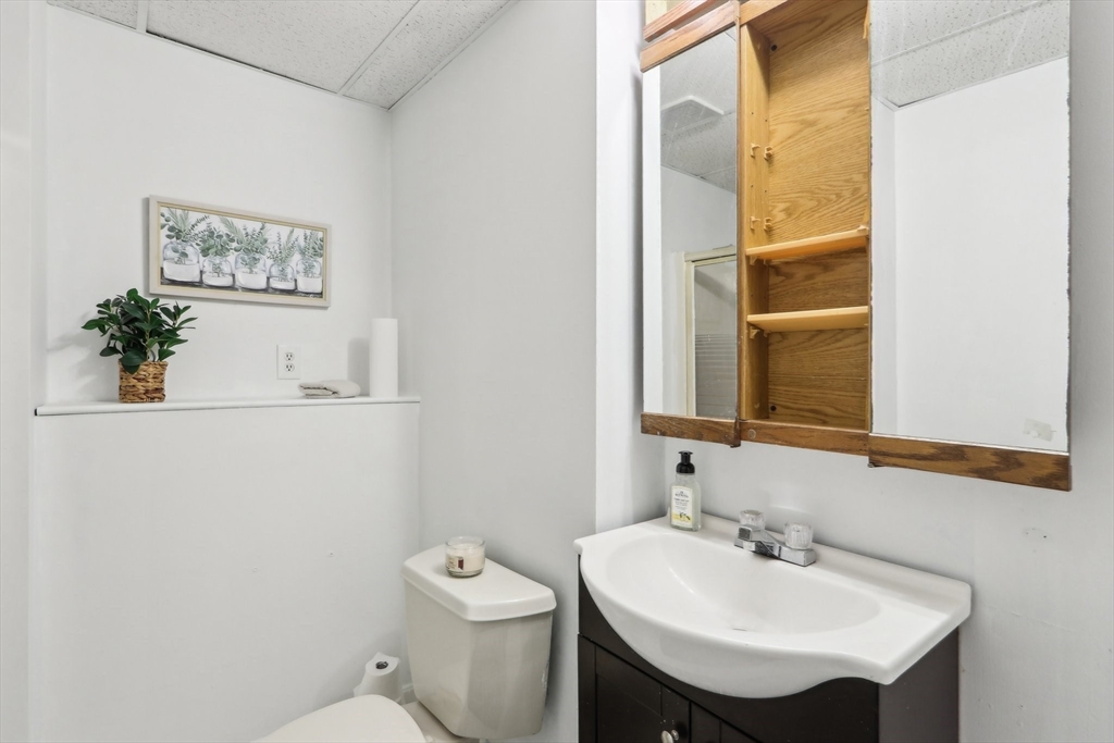 15 Cedar Rd