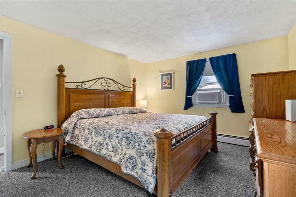 78 Robbie Rd