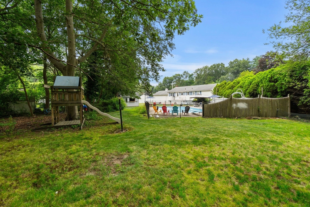 78 Robbie Rd