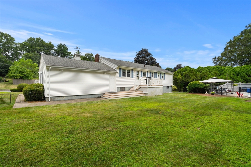 78 Robbie Rd