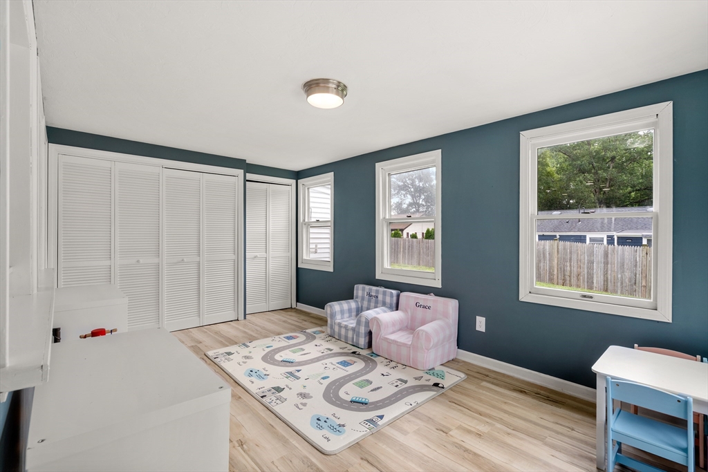 22 Venus St