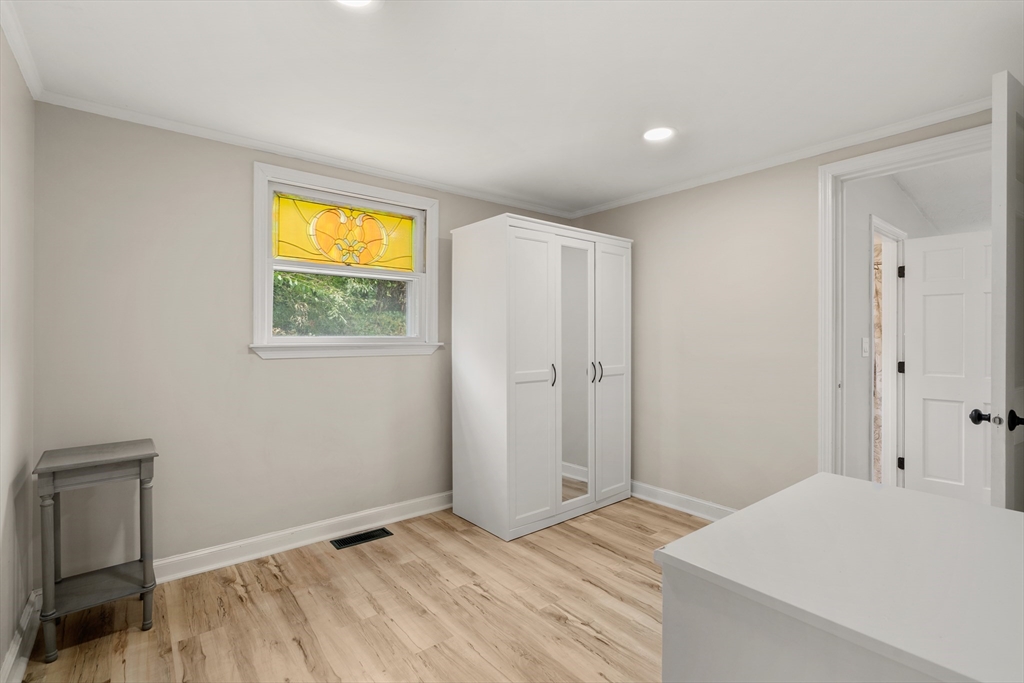 22 Venus St