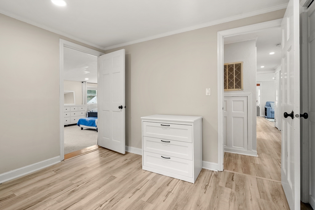 22 Venus St