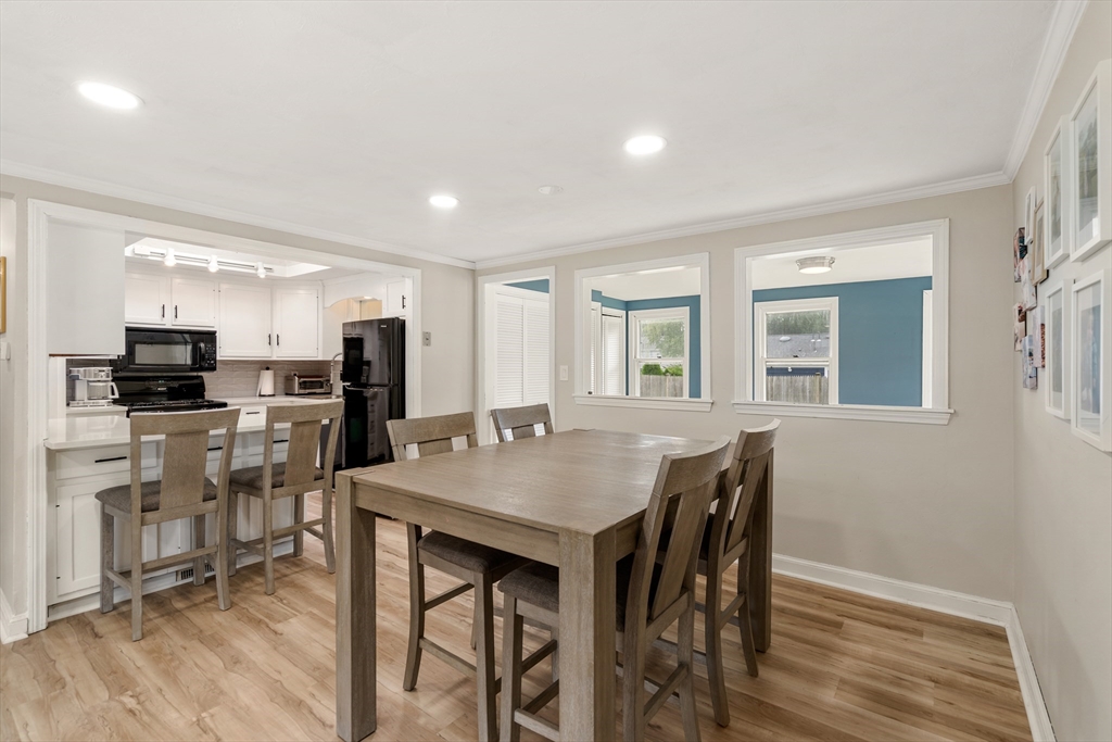 22 Venus St
