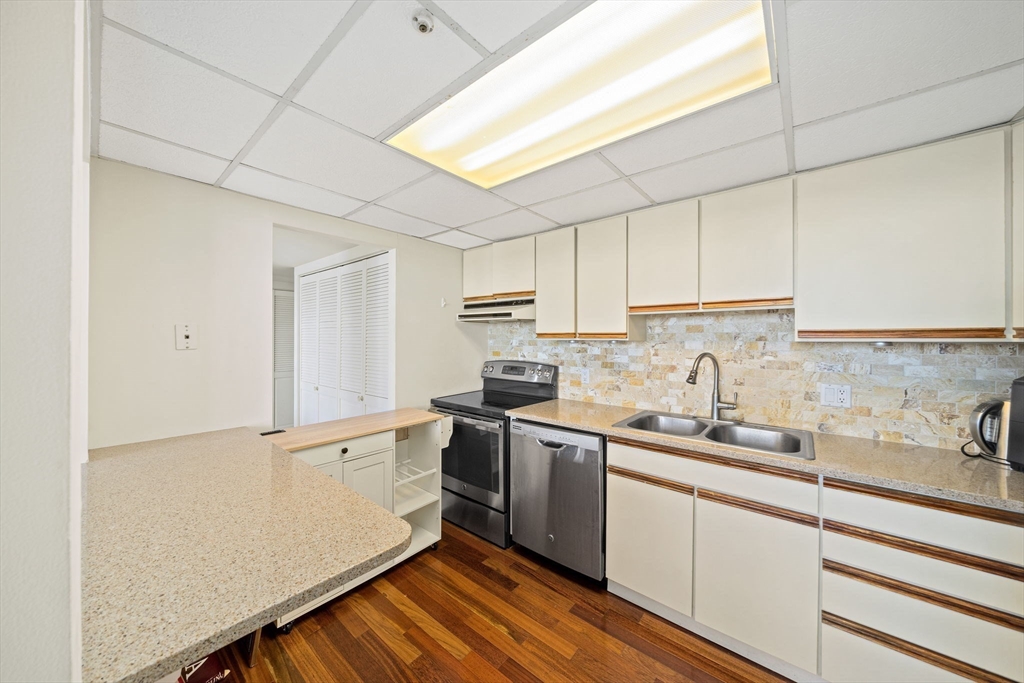 73 Broad Reach Unit: T123C