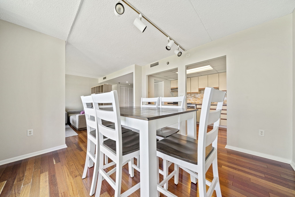 73 Broad Reach Unit: T123C