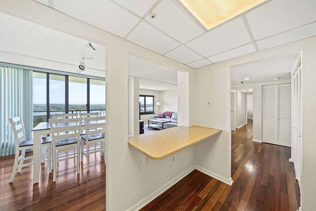 73 Broad Reach Unit: T123C