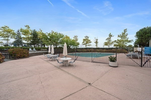 73 Broad Reach Unit: T123C