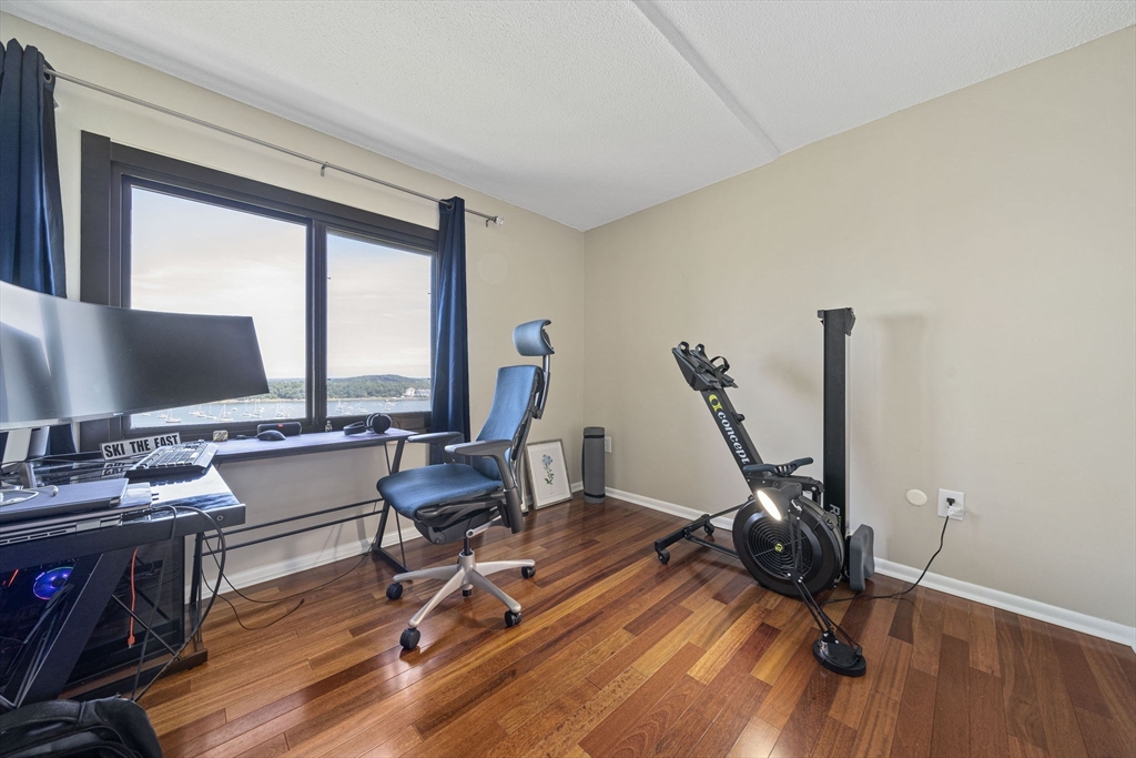 73 Broad Reach Unit: T123C