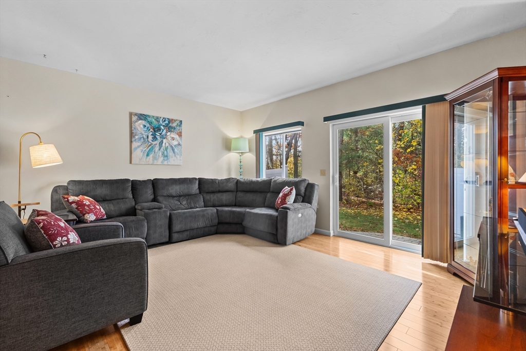 17 Gasllght Lane # 17