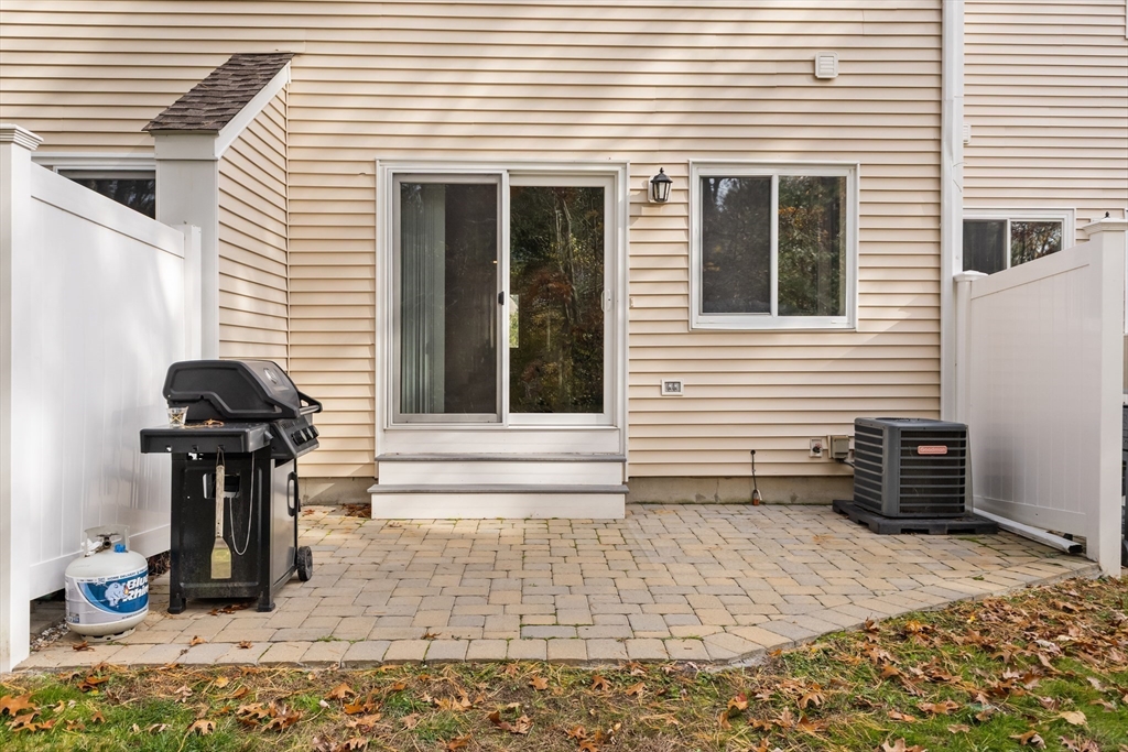 17 Gasllght Lane # 17