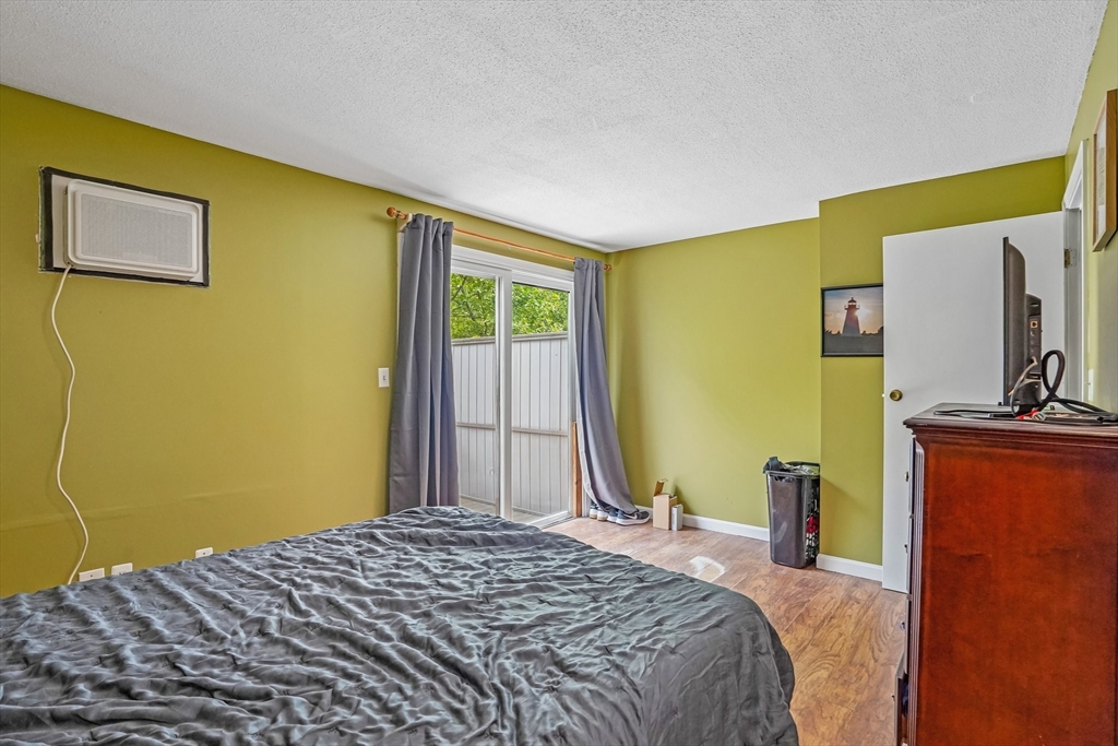 20 Douglas Dr # 20