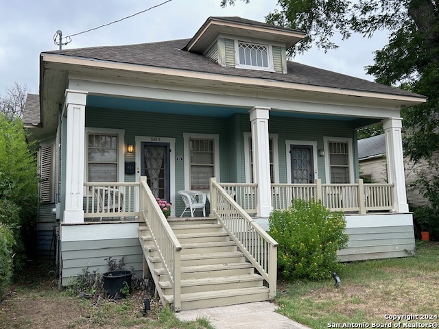 507 E HUISACHE AVE