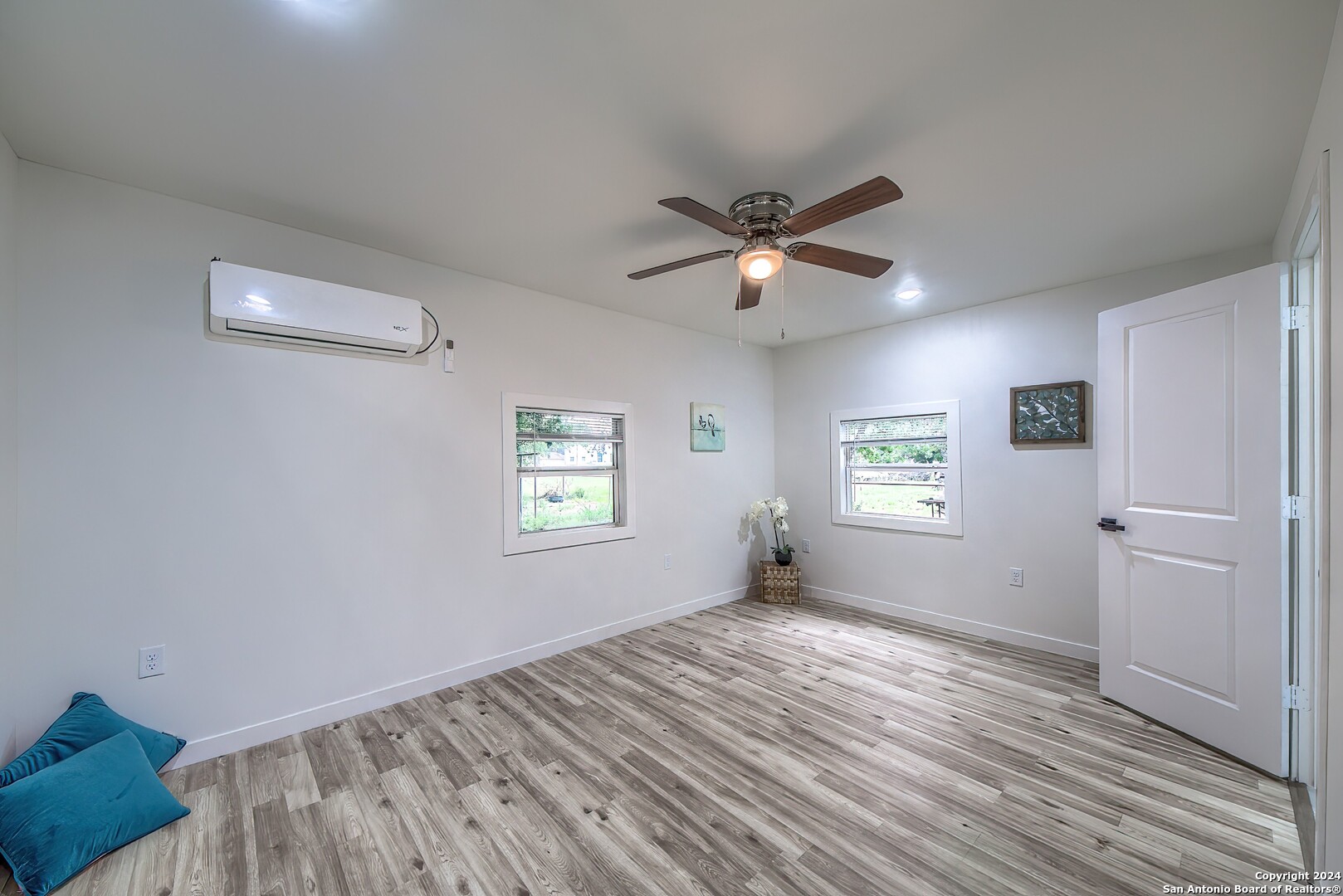 505 BROWN AVE