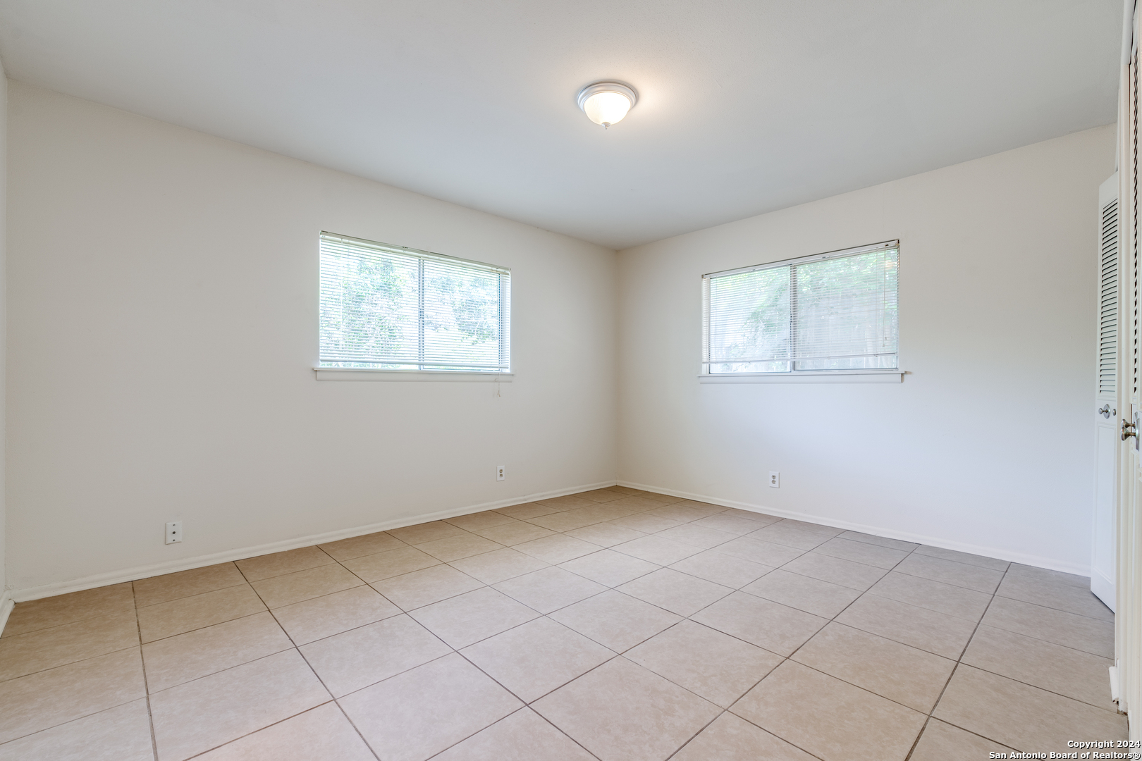10914 Meadowhome St