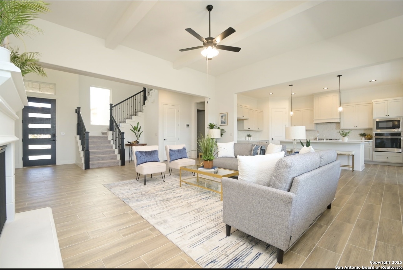1706 Small Creek