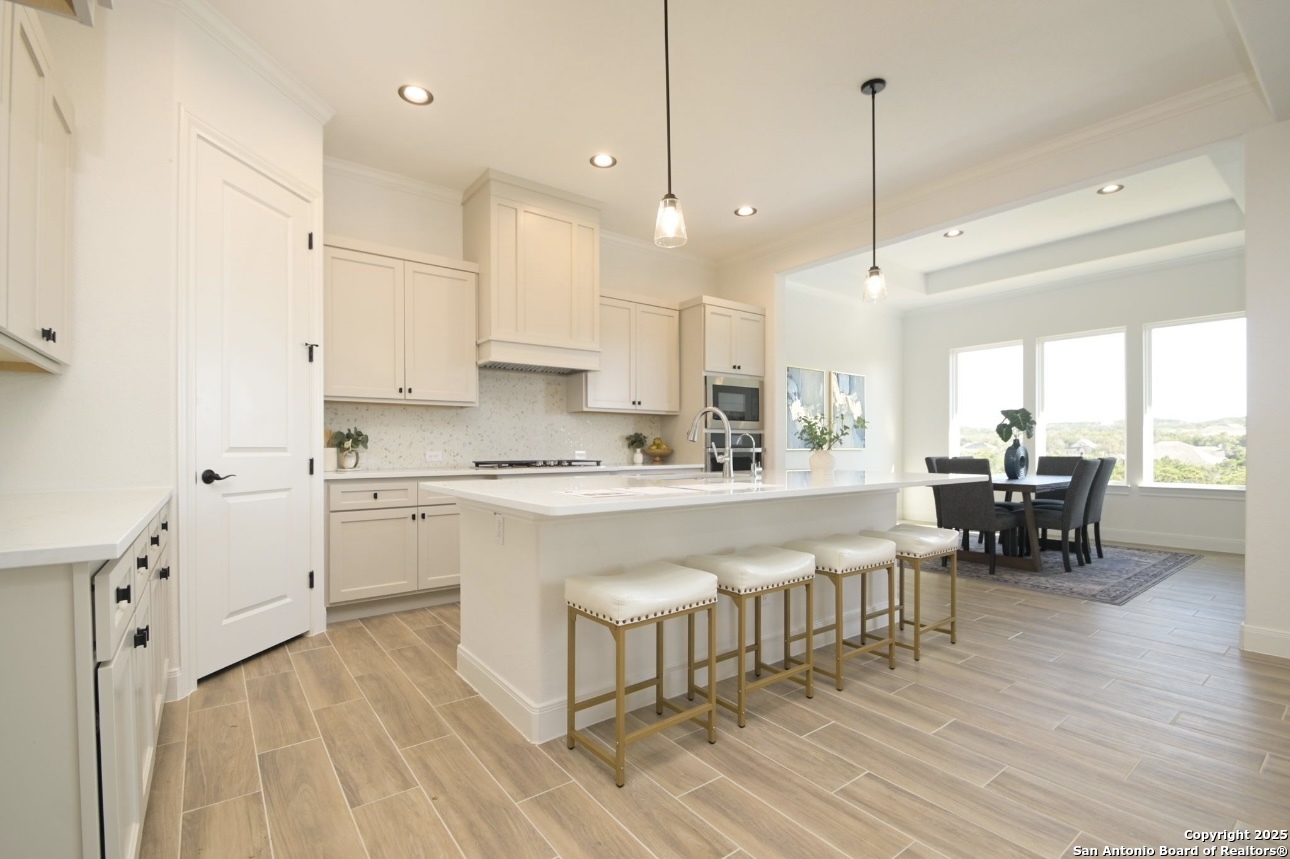 1706 Small Creek