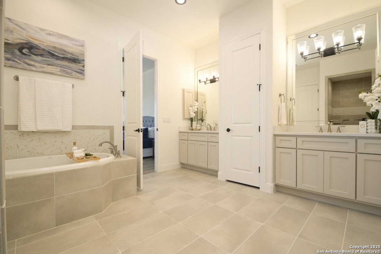 1706 Small Creek