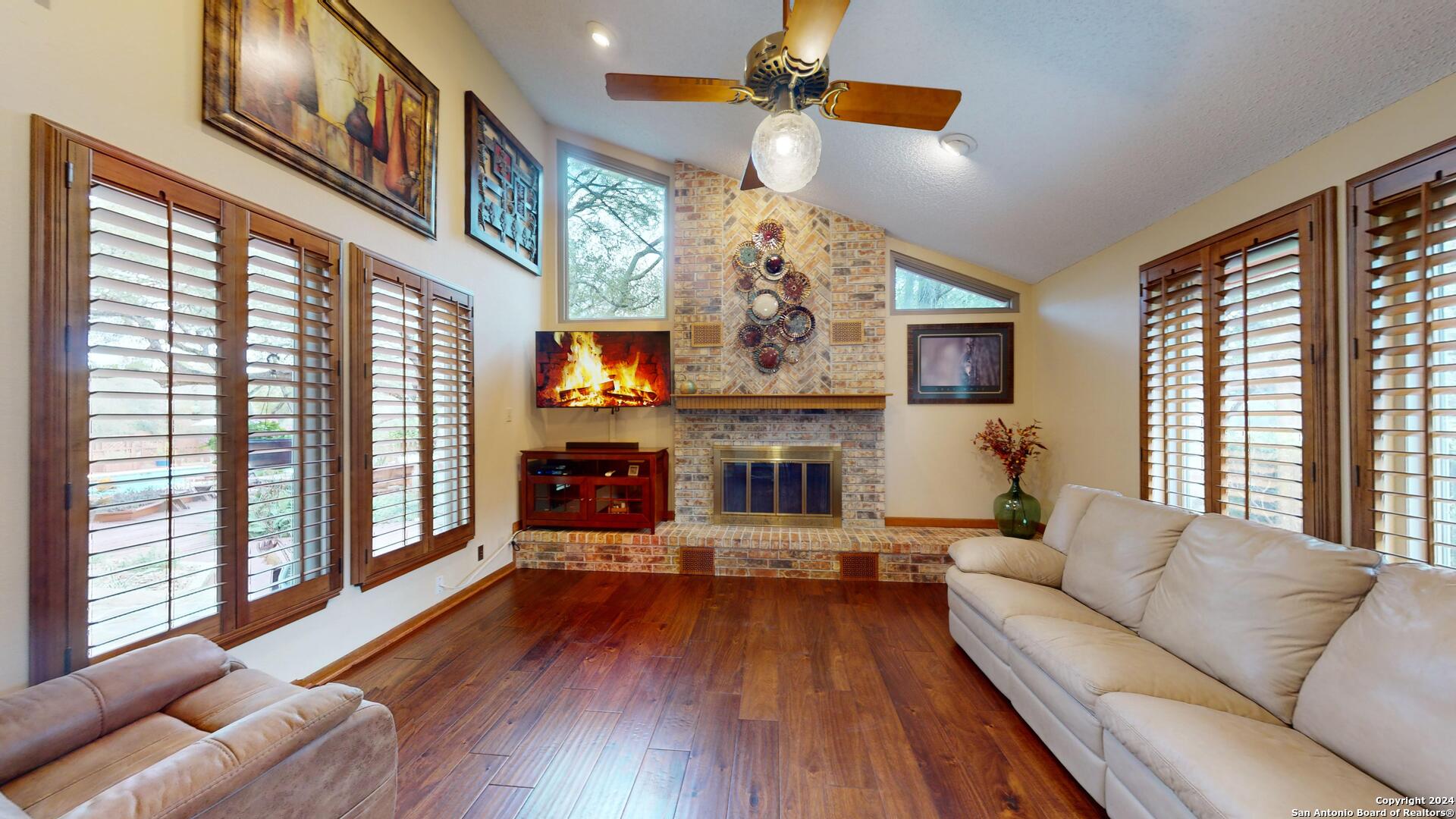26940 CYNTHIA DR