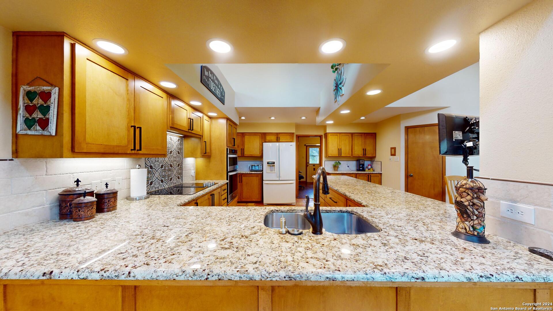 26940 CYNTHIA DR