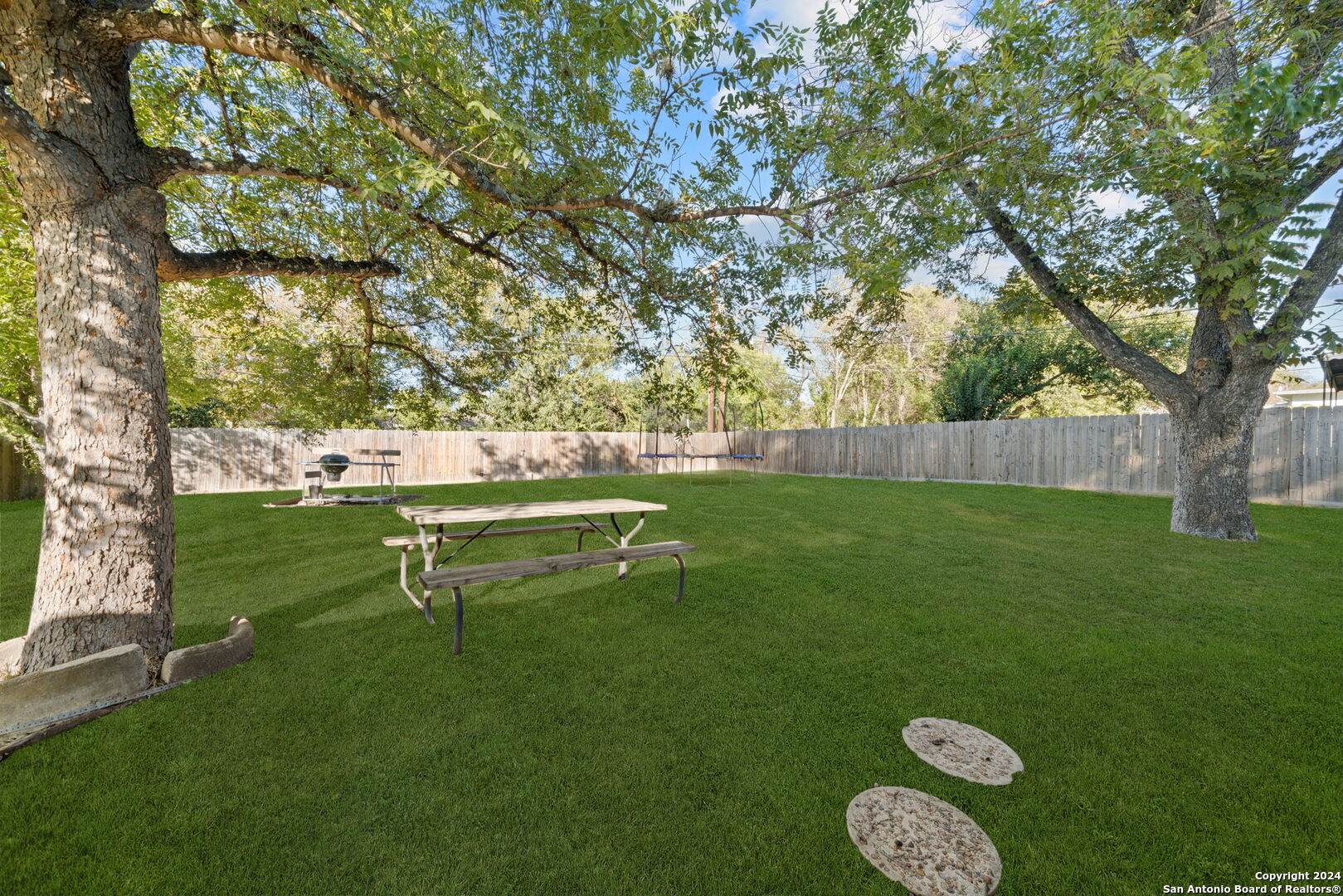 4811 CAMBRAY DR