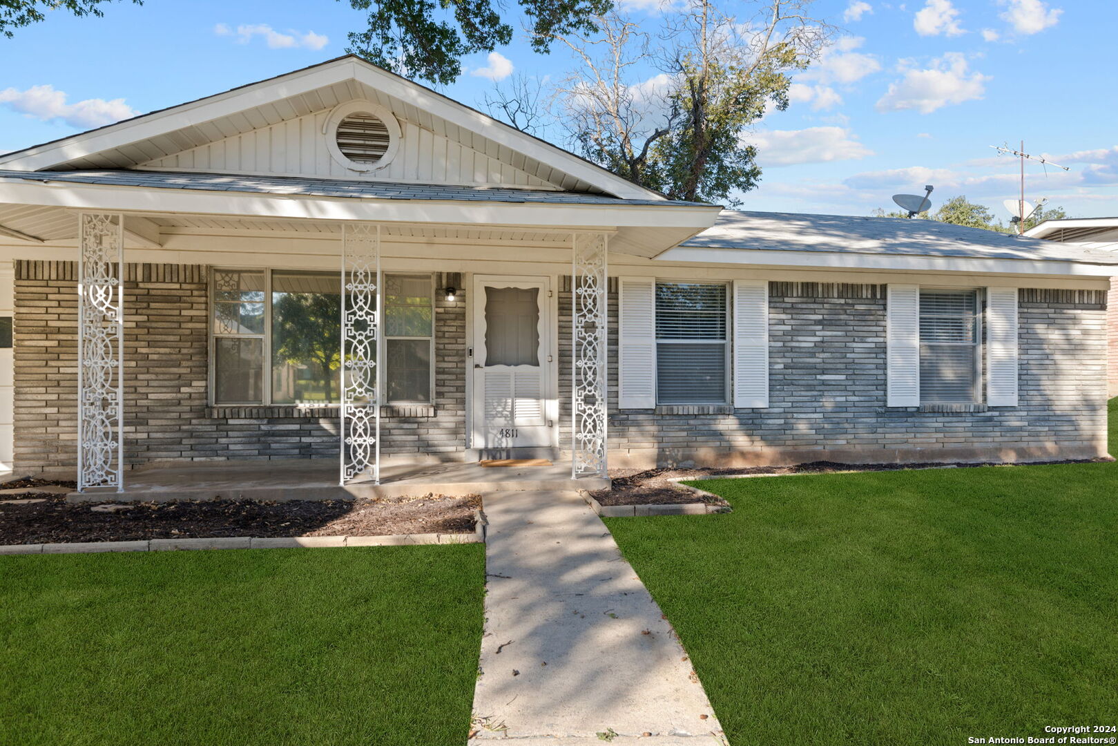 4811 CAMBRAY DR