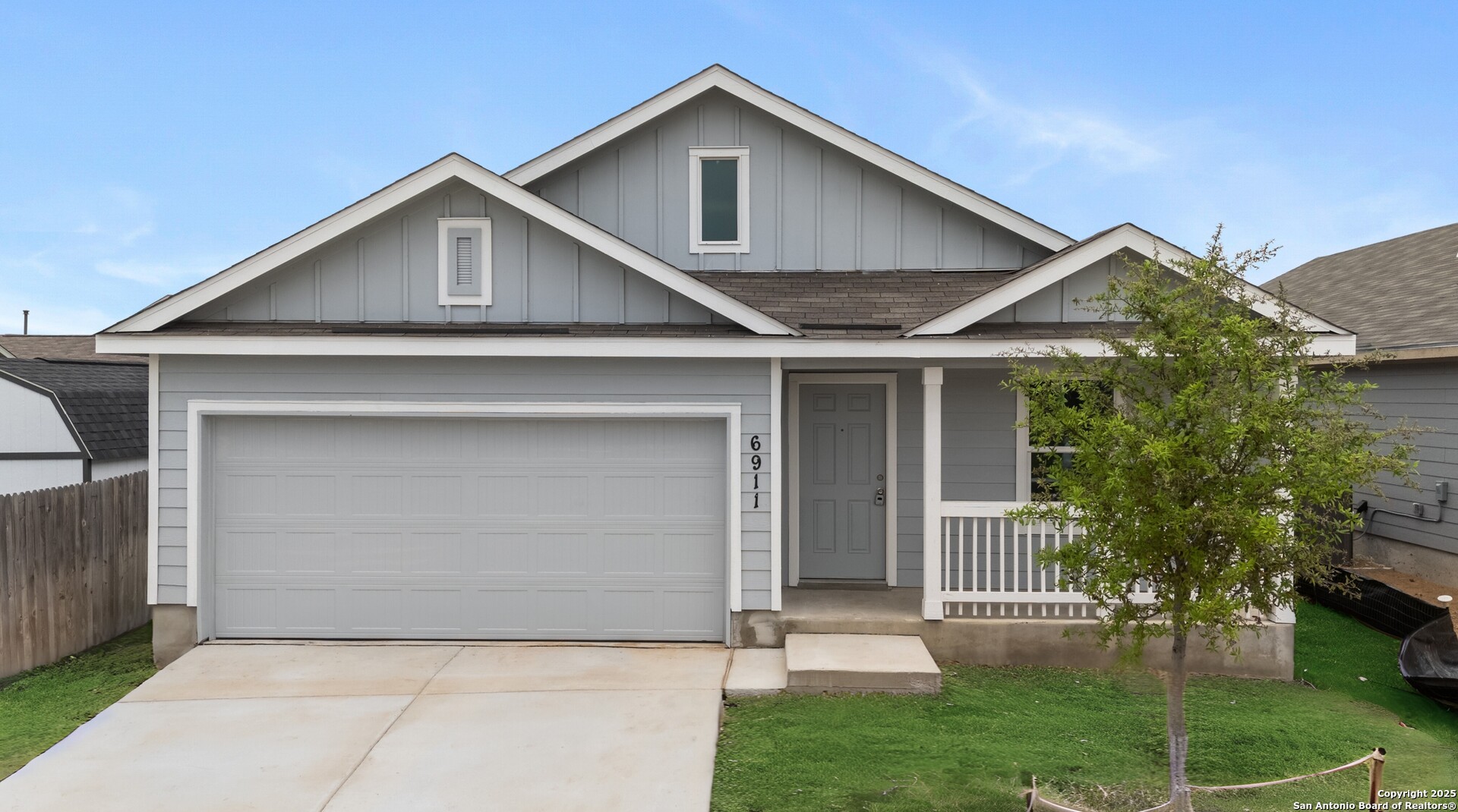 6911 Solar Ridge