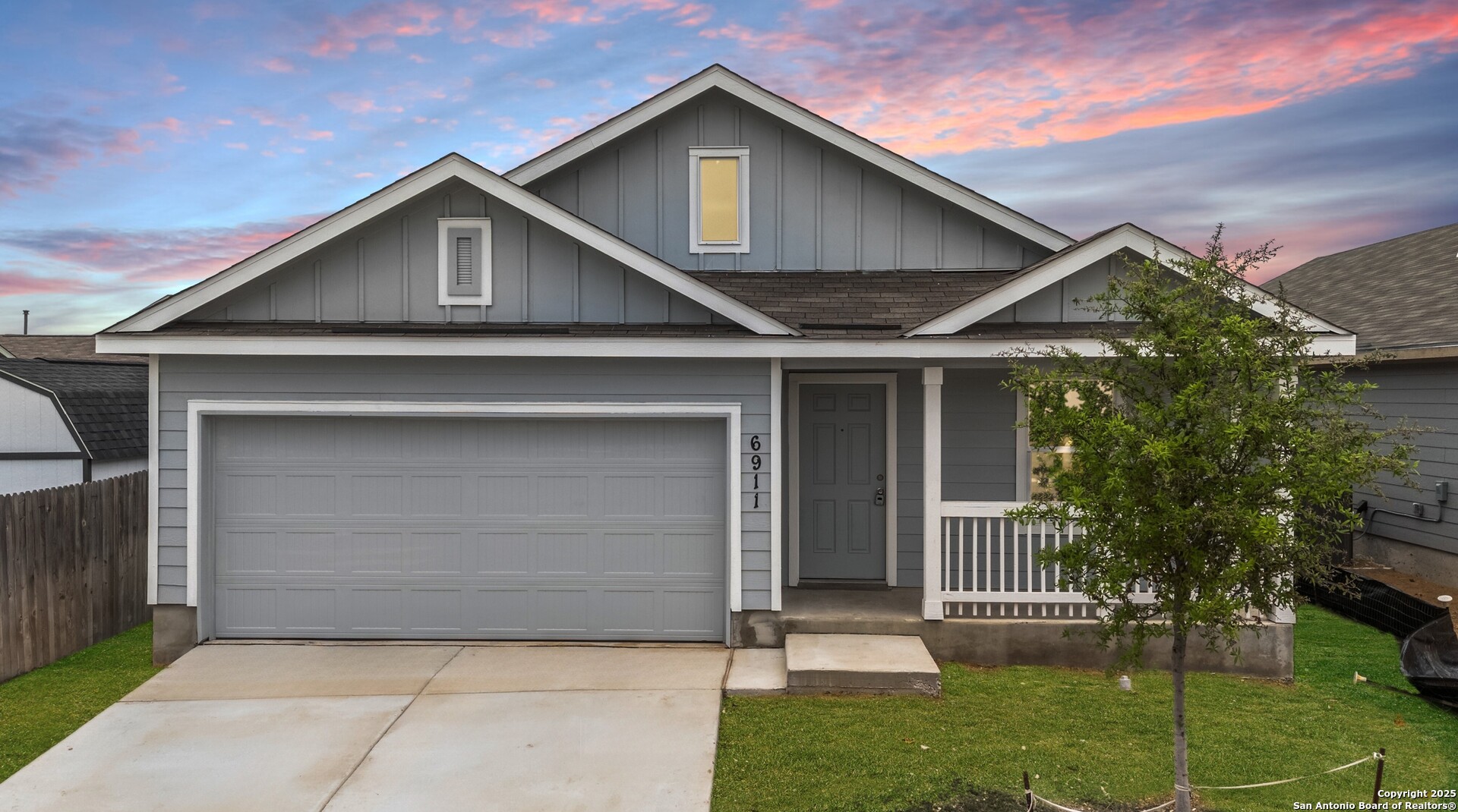 6911 Solar Ridge