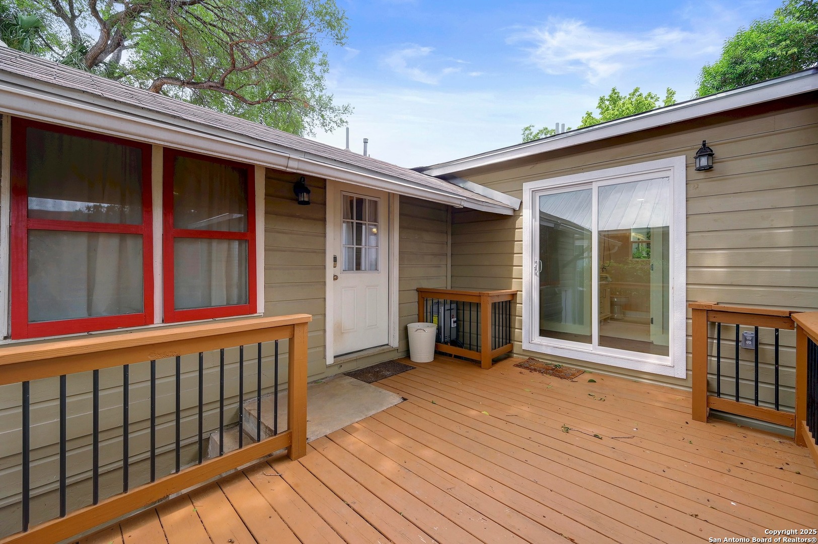 522 E Huisache