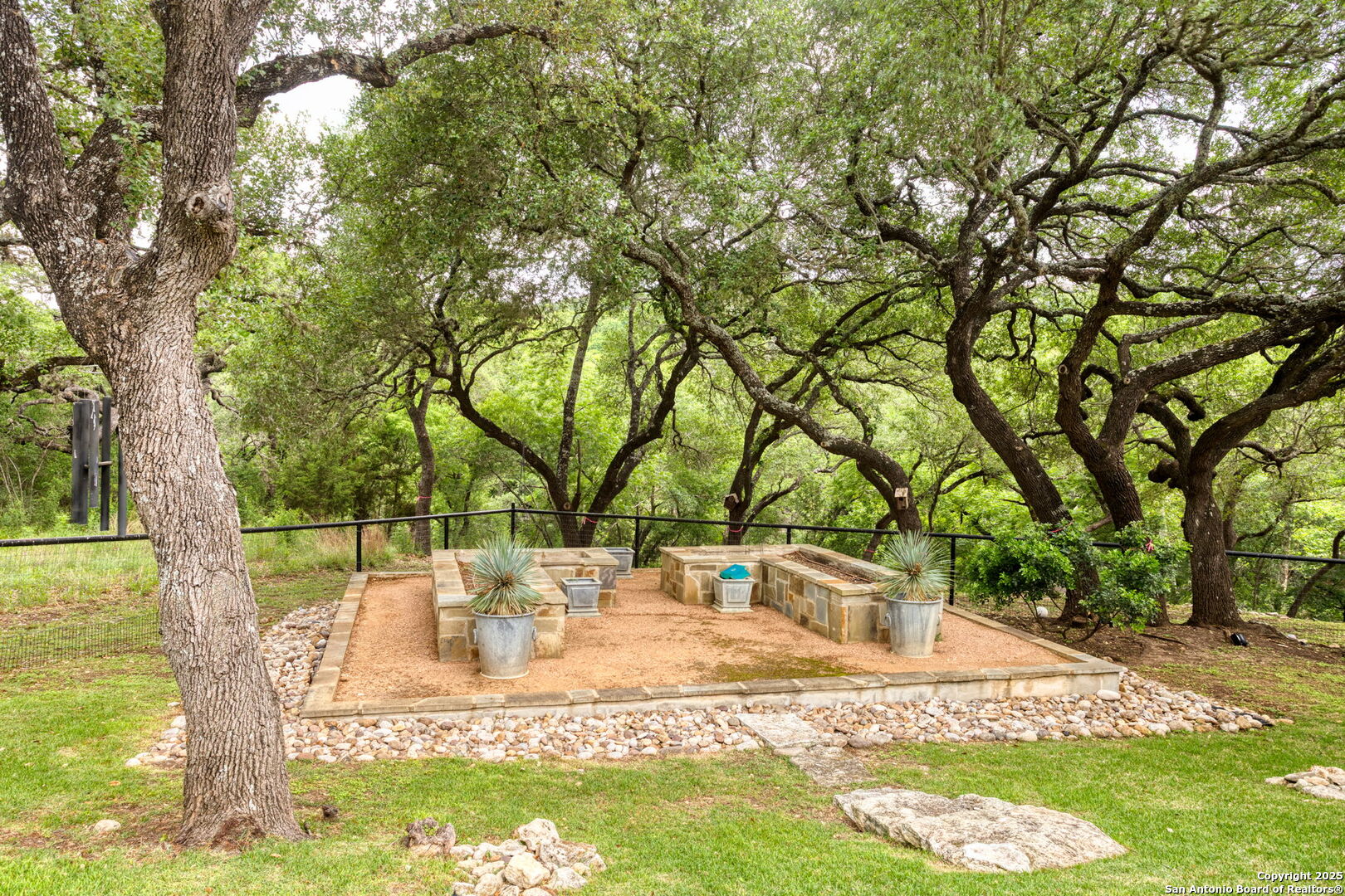25508 Creekside Cove