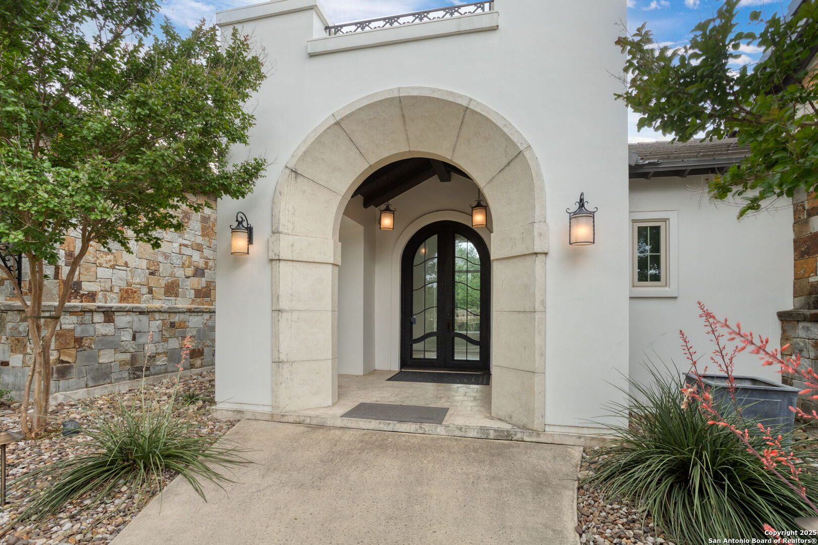 25508 Creekside Cove