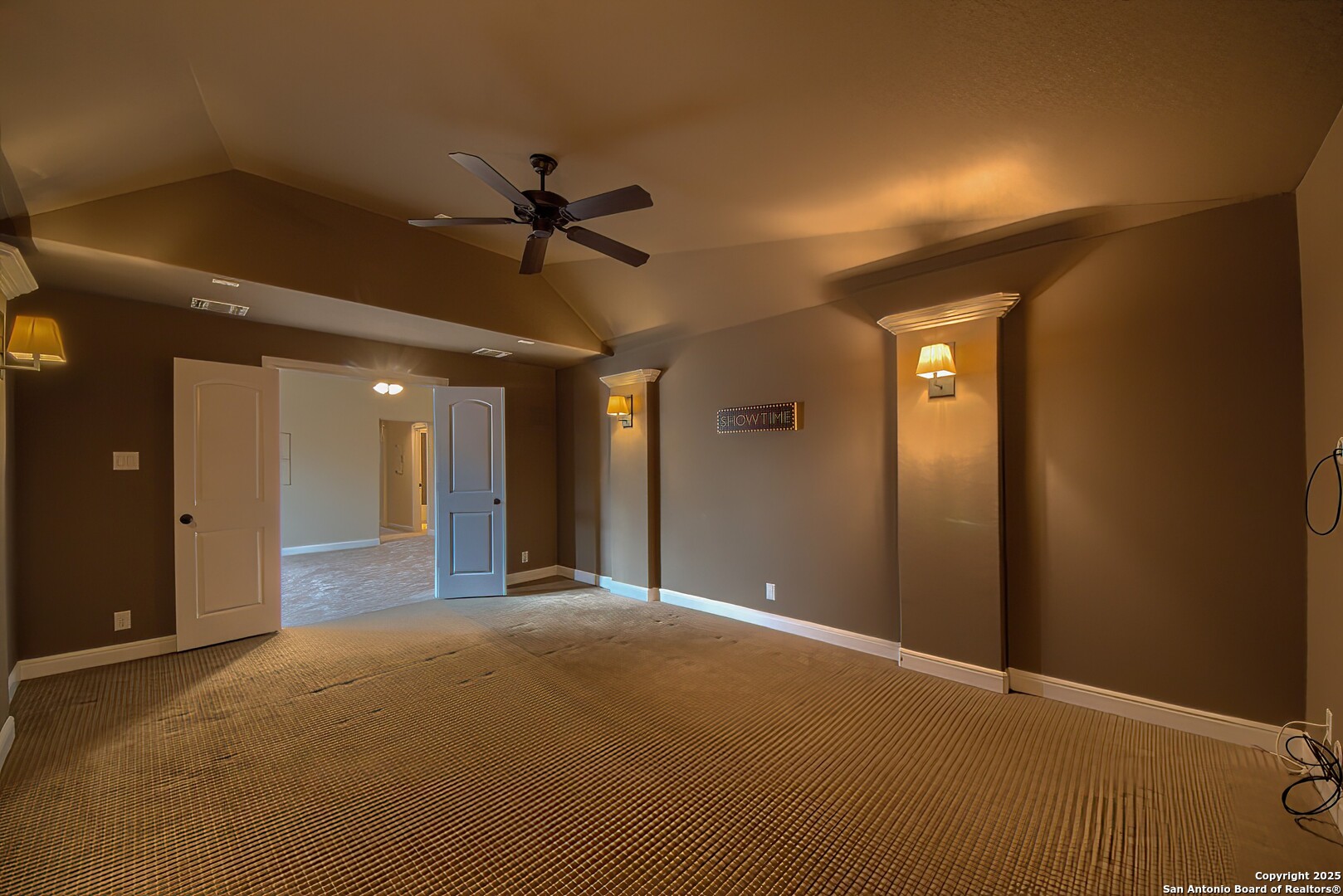3811 Mira Mesa