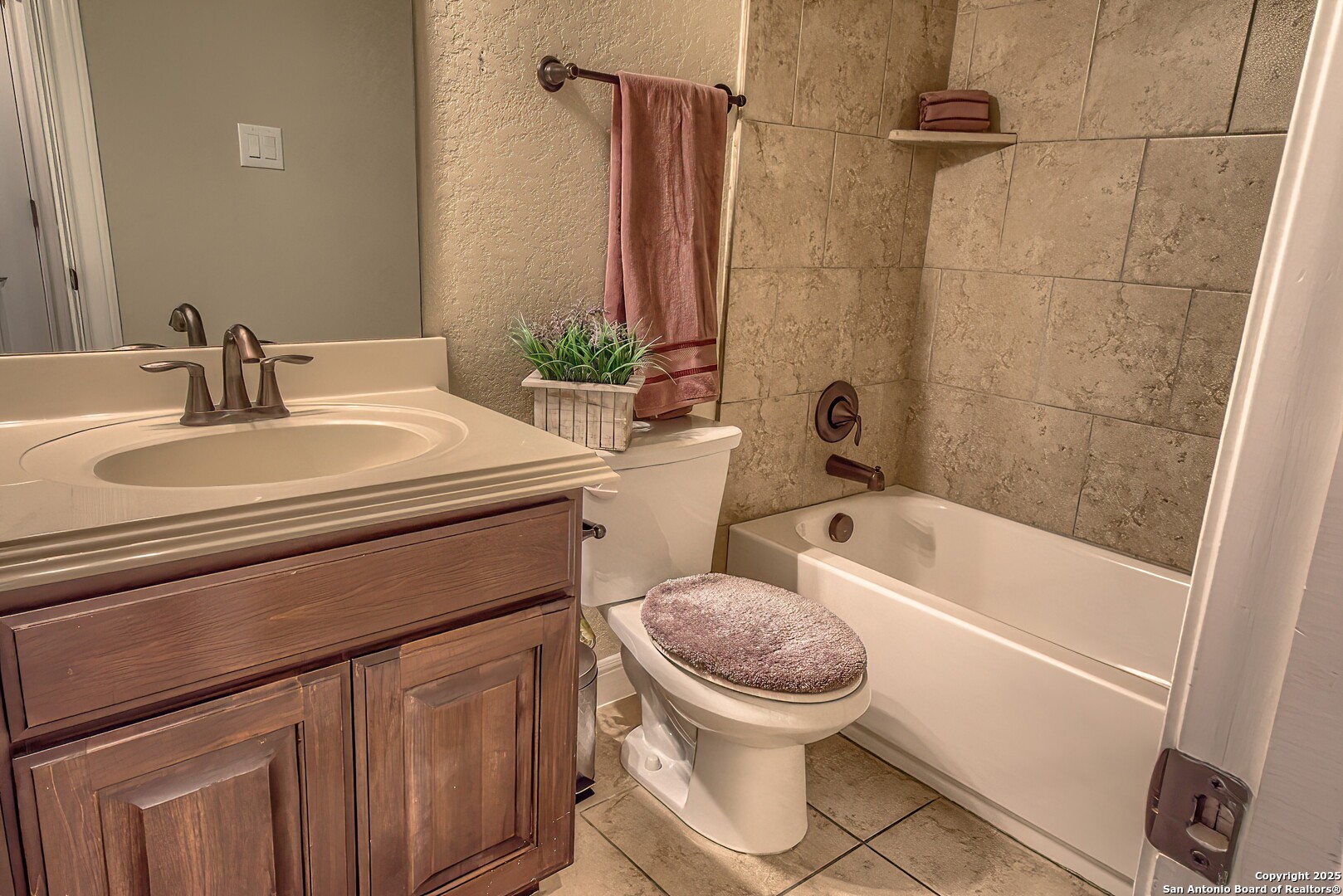 3811 Mira Mesa