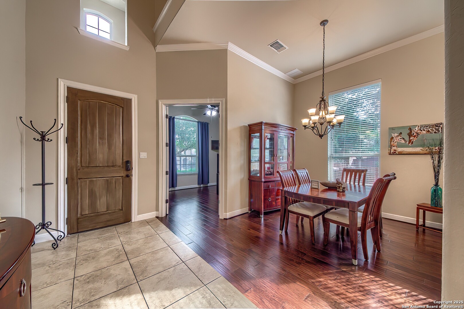 3811 Mira Mesa