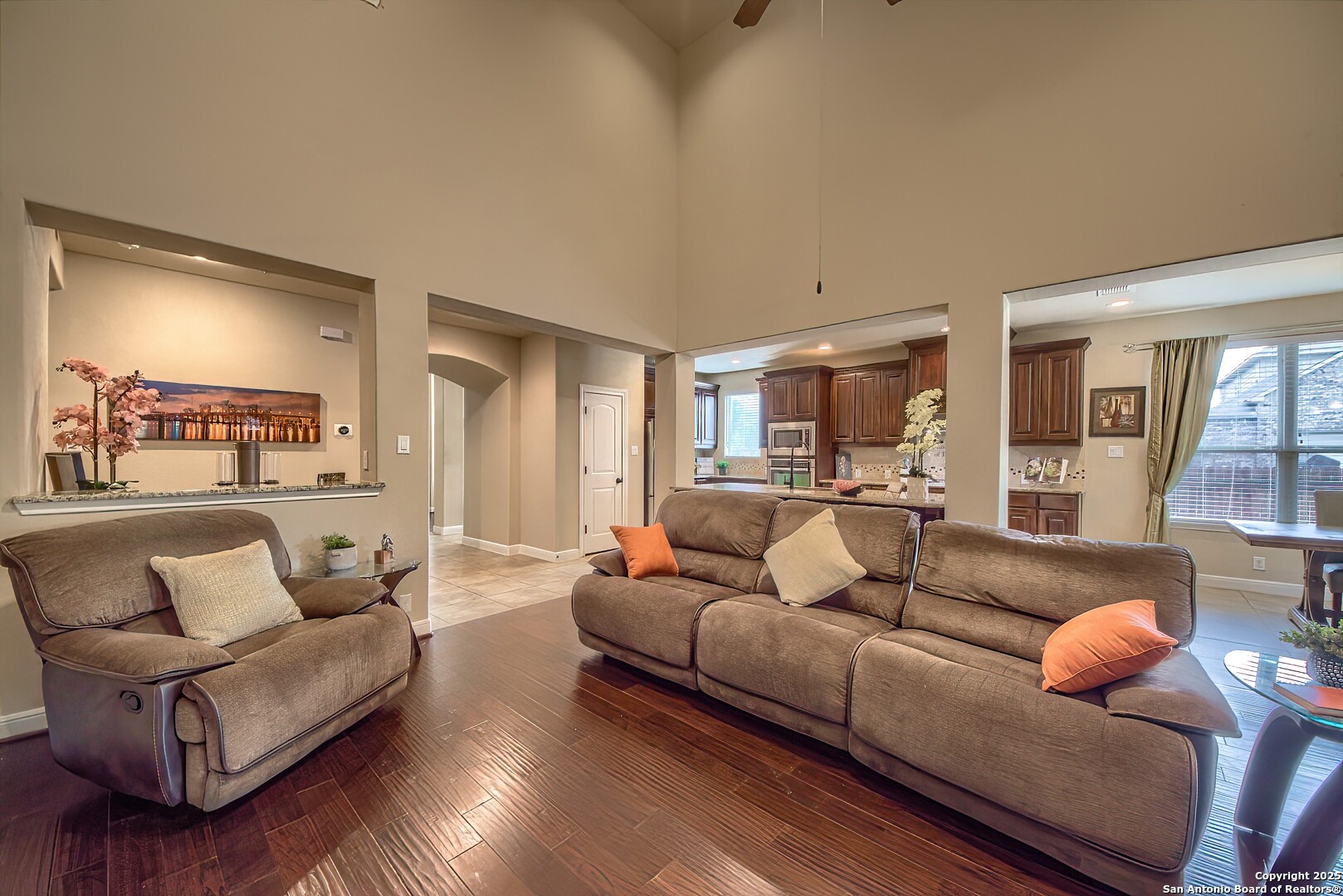 3811 Mira Mesa