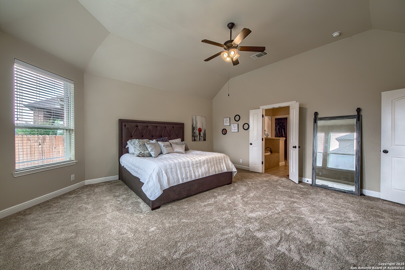 3811 Mira Mesa