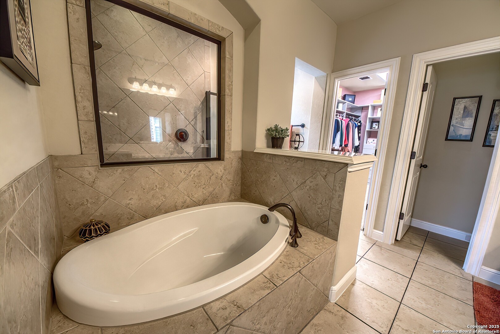 3811 Mira Mesa