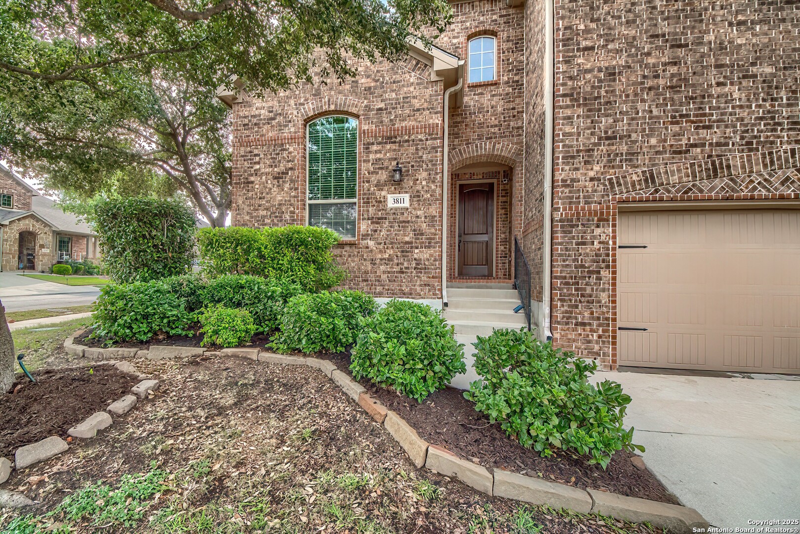3811 Mira Mesa