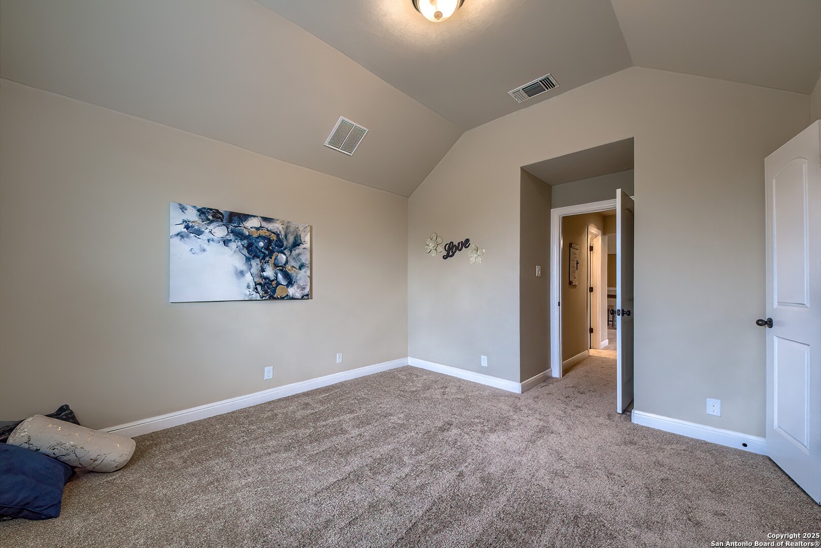 3811 Mira Mesa