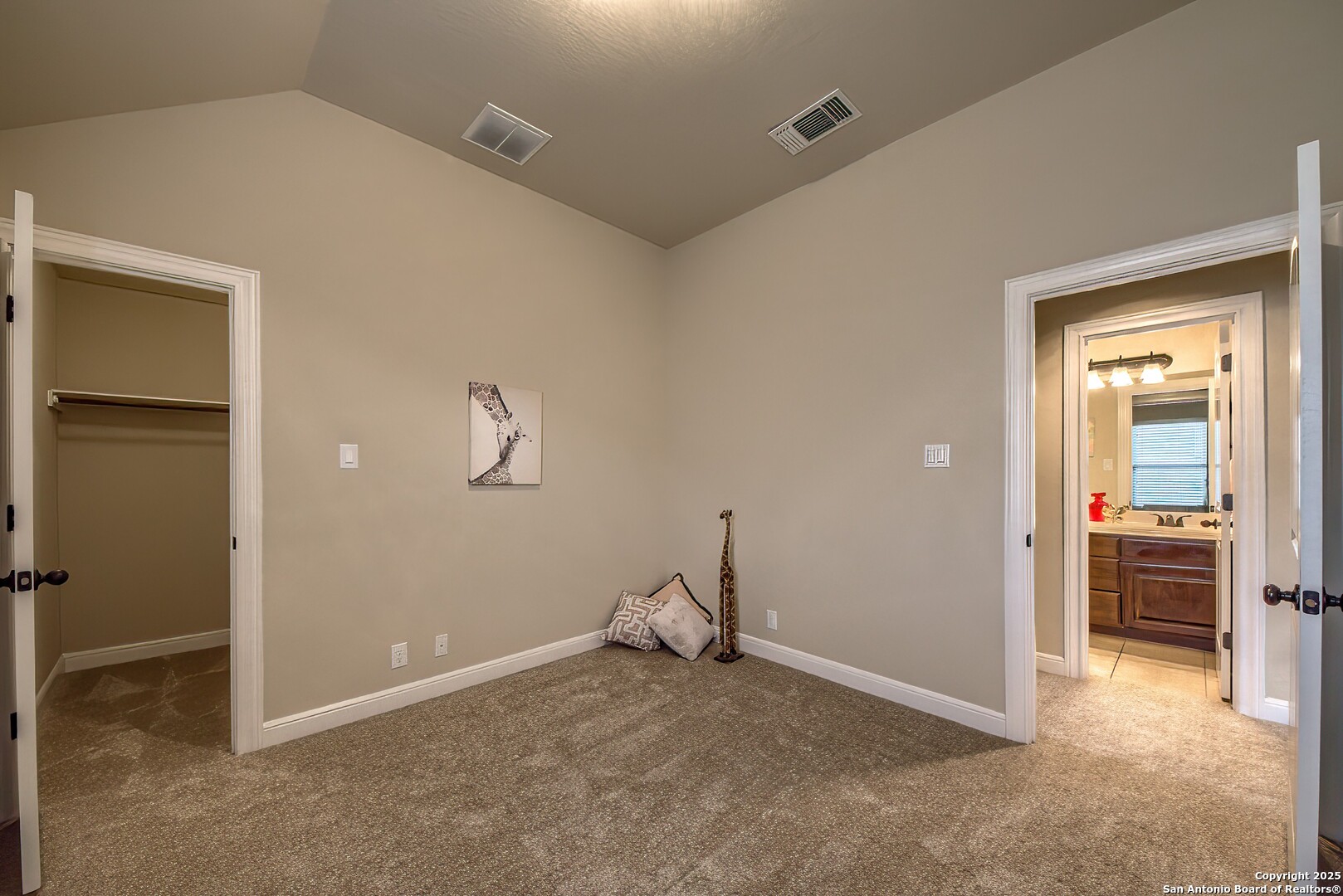 3811 Mira Mesa