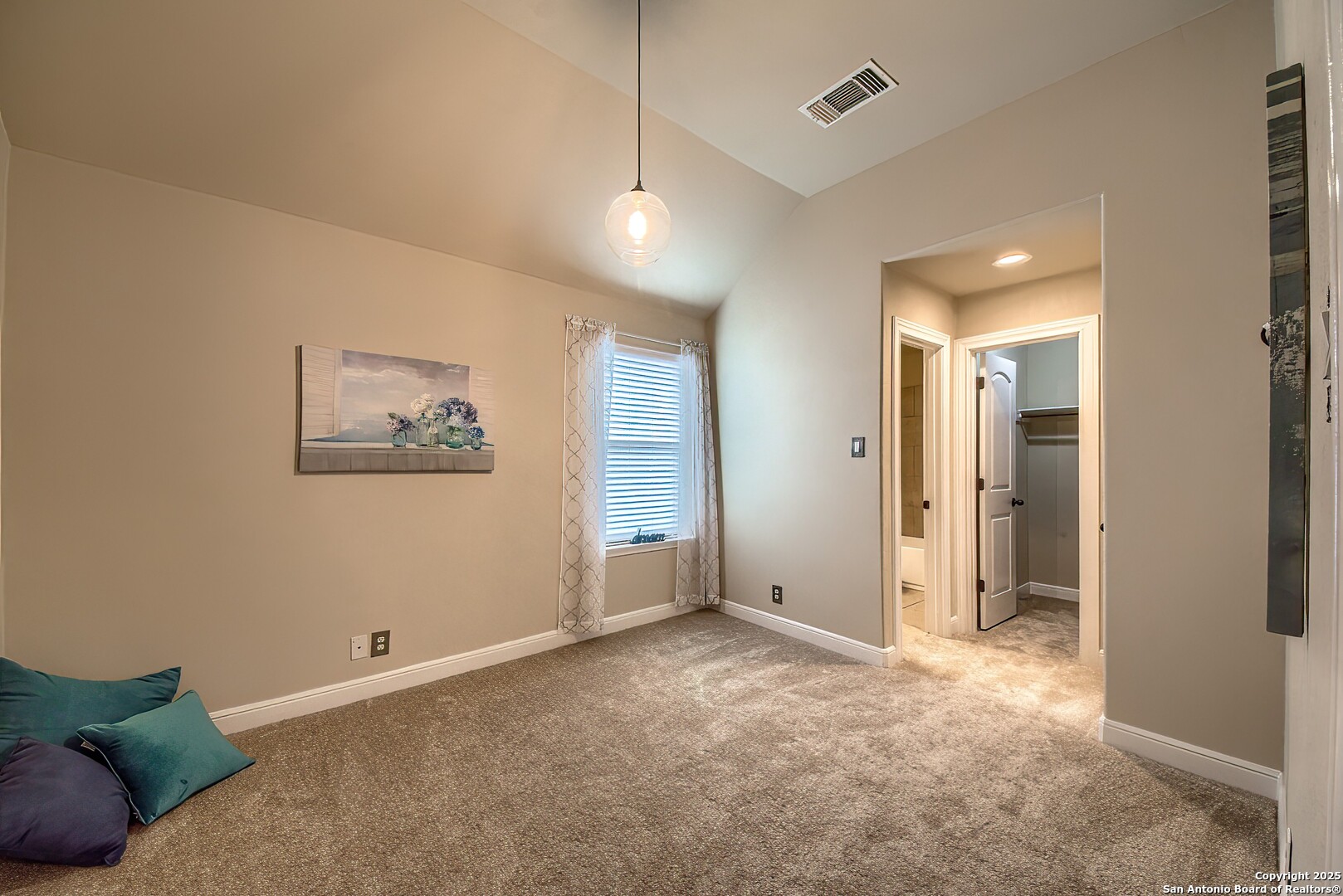 3811 Mira Mesa